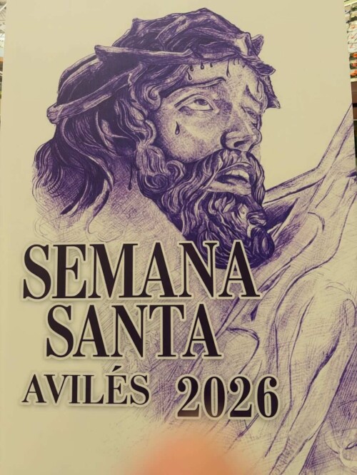 Exposición de carteles de la @semanasantadeaviles en El Atrio. Un recorrido visual desde 1953 ha (10)